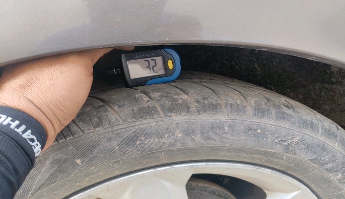 2012 Honda City 1.5L I-VTEC S MT, Petrol, Manual, 2,09,300 km, tyre