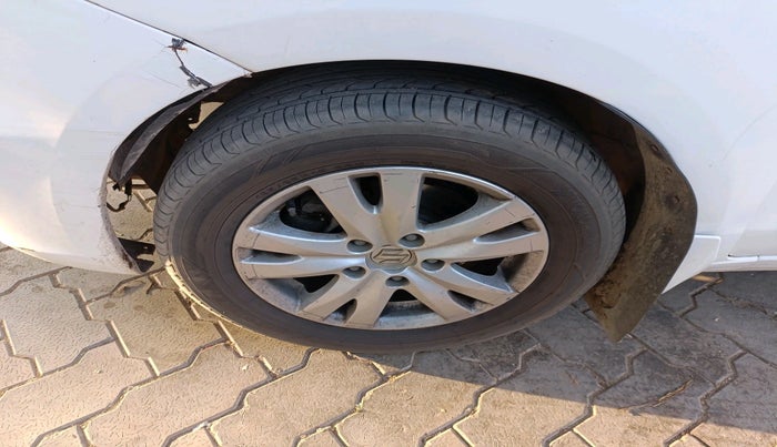 2017 Maruti Ertiga VDI SHVS, Diesel, Manual, 1,12,215 km, tyre