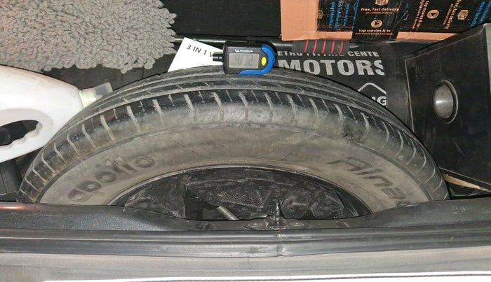 2021 Tata PUNCH ADVENTURE MT, CNG, Manual, 1,39,833 km, tyre