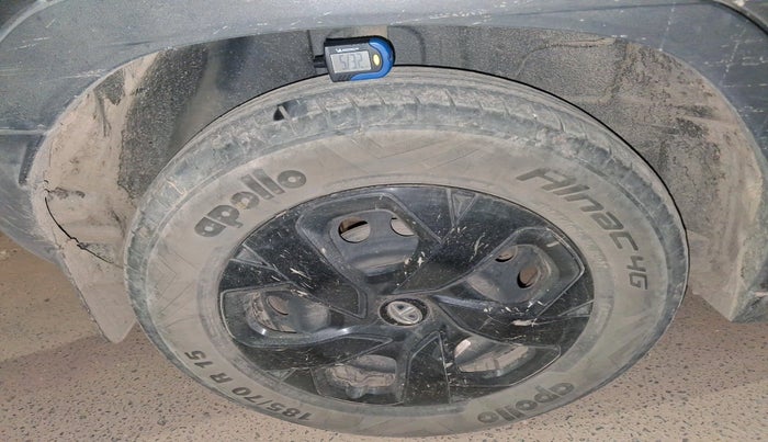 2021 Tata PUNCH ADVENTURE MT, CNG, Manual, 1,39,833 km, tyre