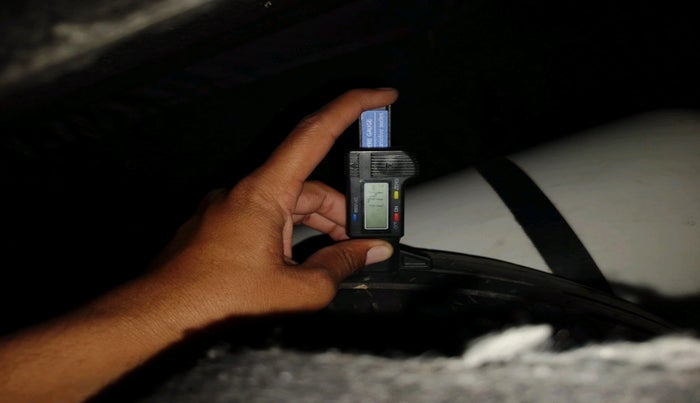 2018 Maruti Swift VXI, CNG, Manual, 88,293 km, tyre