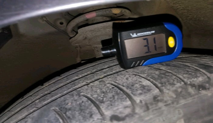 2014 Hyundai Grand i10 SPORTZ 1.2 KAPPA VTVT, Petrol, Manual, 1,03,511 km, tyre