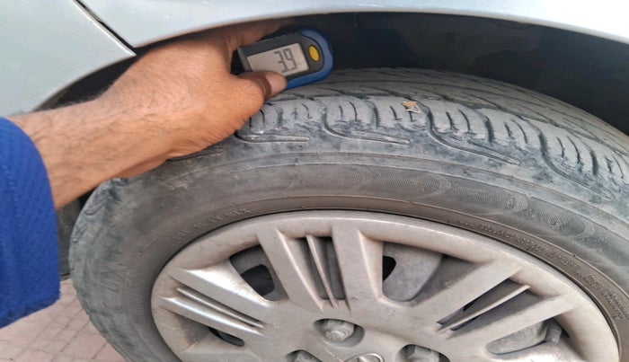 2012 Hyundai Santro Xing GLS, Petrol, Manual, 76,283 km, tyre