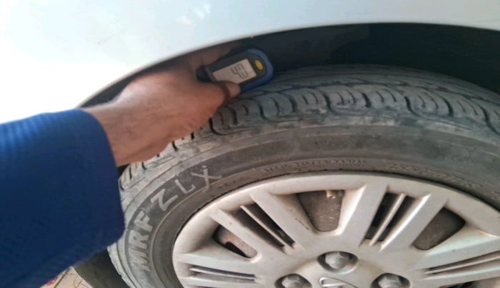 2012 Hyundai Santro Xing GLS, Petrol, Manual, 76,283 km, tyre