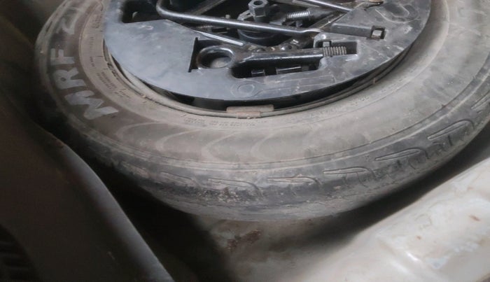 2012 Hyundai i10 ERA 1.1, Petrol, Manual, 88,332 km, tyre