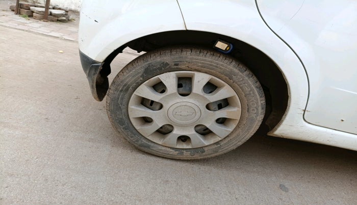 2014 Chevrolet Spark LT 1.0, Petrol, Manual, 49,595 km, tyre