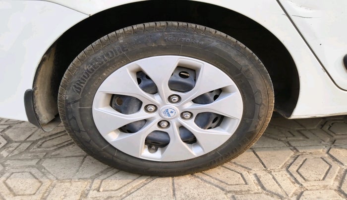 2017 Hyundai Xcent CRDI + ABS, Diesel, Manual, 1,20,435 km, tyre