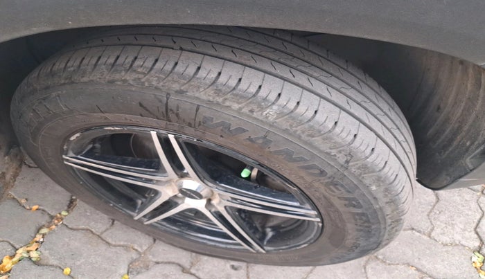 2020 Hyundai Creta E 1.5 DIESEL, Diesel, Manual, 1,04,715 km, tyre