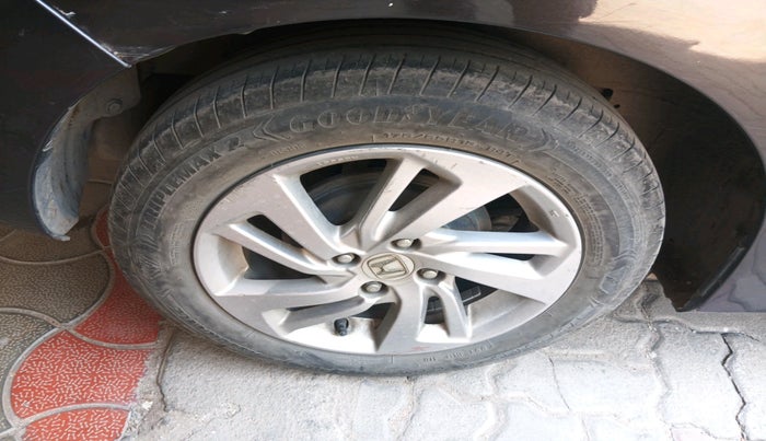 2019 Honda Jazz 1.2L I-VTEC VX CVT, Petrol, Automatic, 67,935 km, tyre