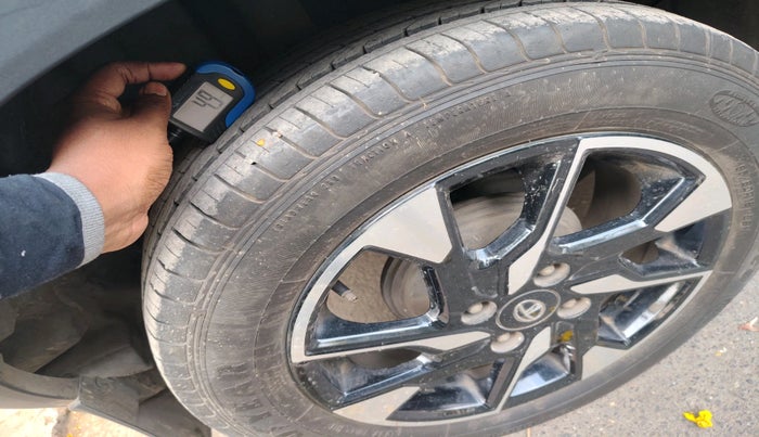 2023 Tata PUNCH ACCOMPLISHED MT, Petrol, Manual, 52,970 km, tyre