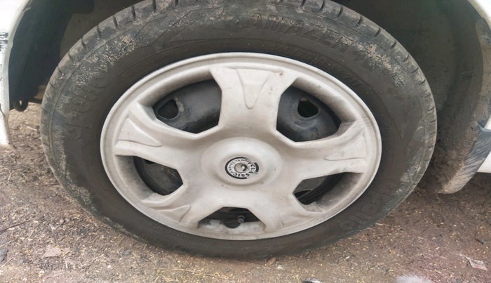 2011 Maruti Alto K10 VXI, Petrol, Manual, 1,70,684 km, tyre