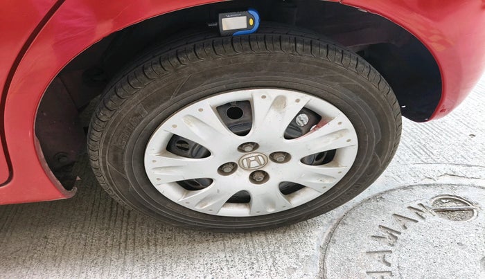 2013 Honda Brio S MT, Petrol, Manual, 60,451 km, tyre