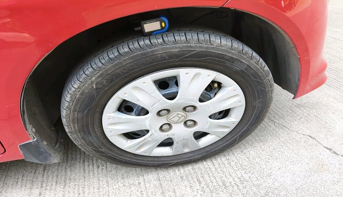 2013 Honda Brio S MT, Petrol, Manual, 60,451 km, tyre