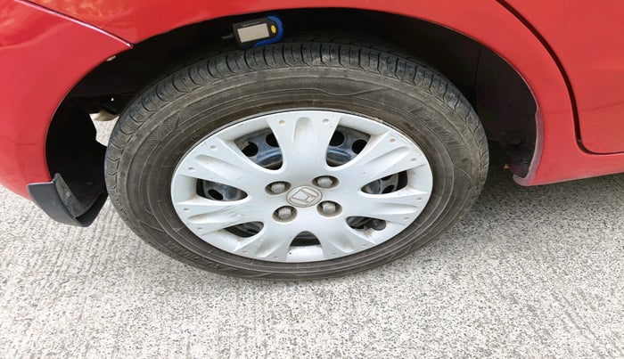 2013 Honda Brio S MT, Petrol, Manual, 60,451 km, tyre