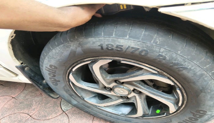 2011 Mahindra Verito 1.5 D6, Diesel, Manual, 61,205 km, tyre