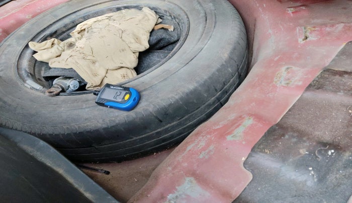 2017 Hyundai Elite i20 SPORTZ 1.4 CRDI, Diesel, Manual, 1,20,106 km, tyre