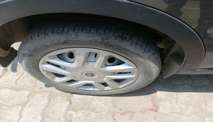 2022 Tata NEXON XE PETROL, Petrol, Manual, 11,567 km, tyre