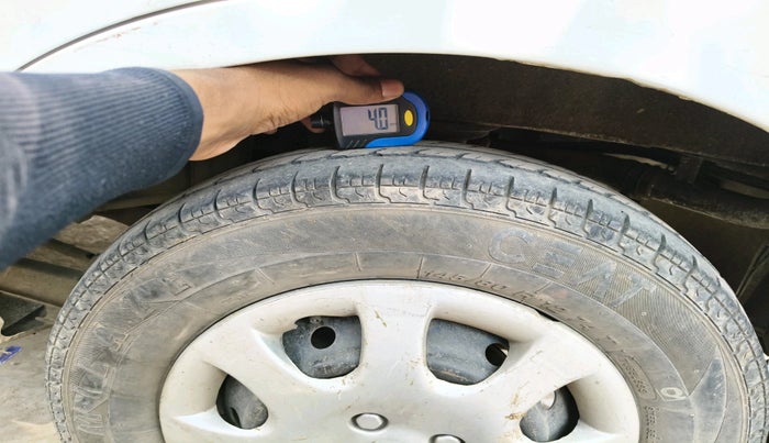 2015 Maruti Alto 800 VXI, Petrol, Manual, 48,011 km, tyre