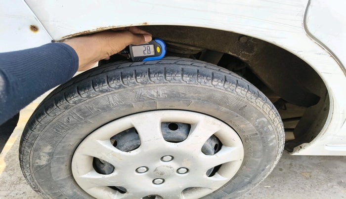 2015 Maruti Alto 800 VXI, Petrol, Manual, 48,011 km, tyre