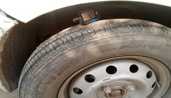 2011 Hyundai i10 ERA 1.1, Petrol, Manual, 51,668 km, tyre