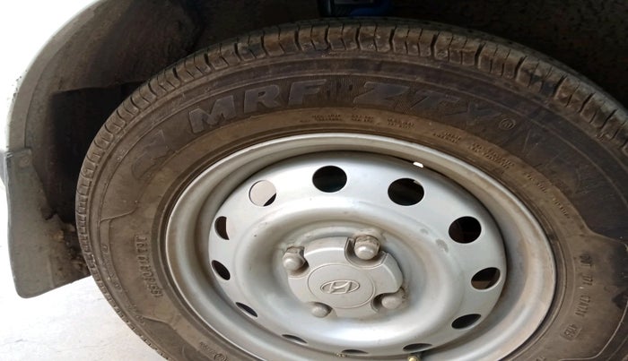 2011 Hyundai i10 ERA 1.1, Petrol, Manual, 51,668 km, tyre