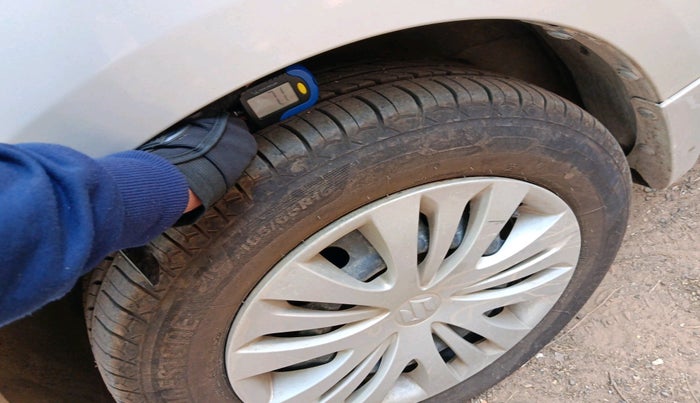 2015 Maruti Ertiga VXI, Petrol, Manual, 63,927 km, tyre