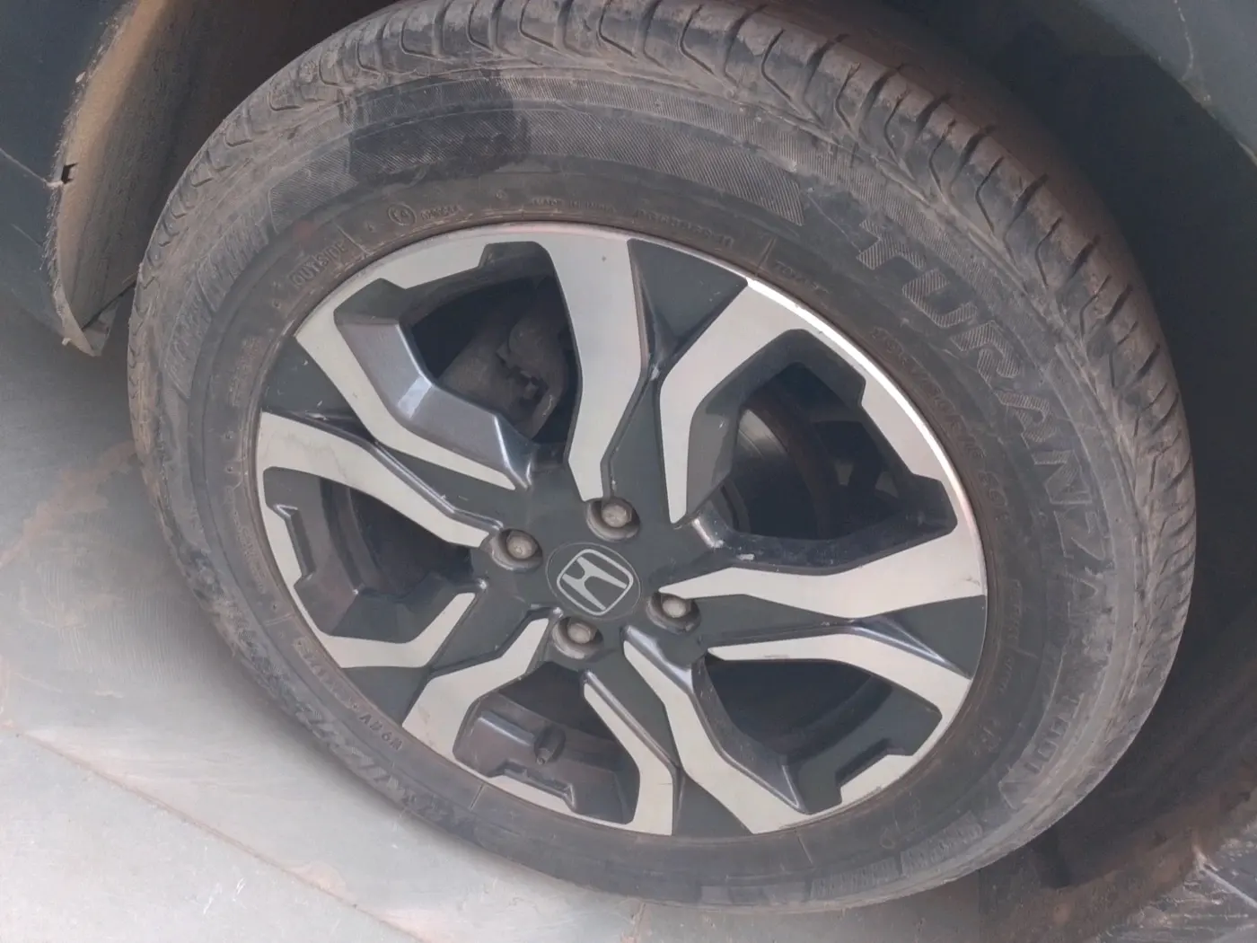 2018 Honda WR-V 1.2L I-VTEC VX MT, Petrol, Manual, 74,568 km, tyre