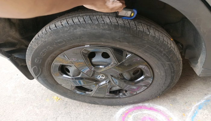 2024 Tata PUNCH ADVENTURE RHYTHM CNG, CNG, Manual, 24,110 km, tyre