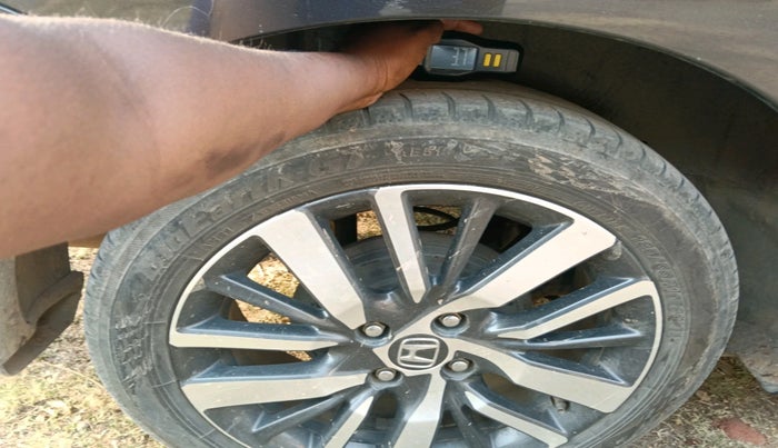 2020 Honda City 1.5L I-VTEC ZX CVT, Petrol, Automatic, 74,367 km, tyre