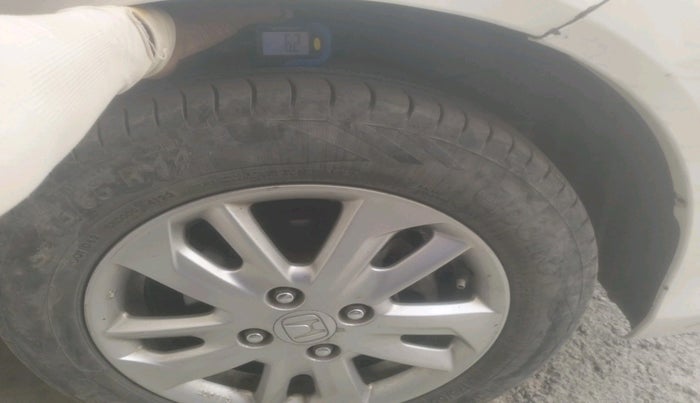 2016 Honda Amaze 1.5L I-DTEC VX, Diesel, Manual, 78,687 km, tyre