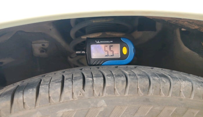 2011 Hyundai i10 SPORTZ 1.2, Petrol, Manual, 33,983 km, tyre