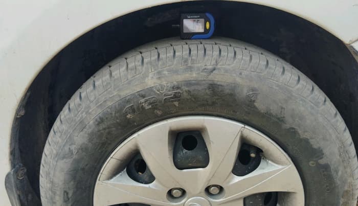 2011 Hyundai i20 MAGNA (O) 1.4 CRDI, Diesel, Manual, 1,16,846 km, tyre