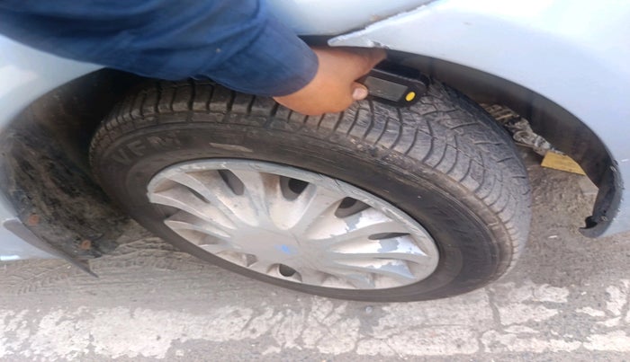 2011 Toyota Etios G SP, Petrol, Manual, 95,551 km, tyre