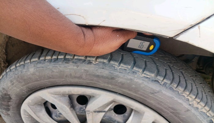 2014 Honda Amaze 1.2L I-VTEC EX, Petrol, Manual, 91,791 km, tyre