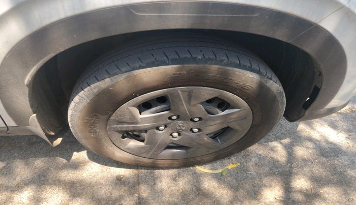 2023 Hyundai VENUE S PLUS 1.5 CRDI, Diesel, Manual, 94,295 km, tyre