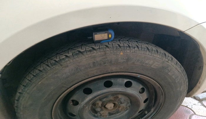 2011 Maruti Swift VXI, Petrol, Manual, 19,903 km, tyre