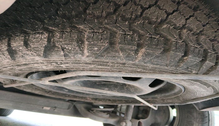 2019 Renault Duster RXS CVT, Petrol, Automatic, 84,796 km, tyre