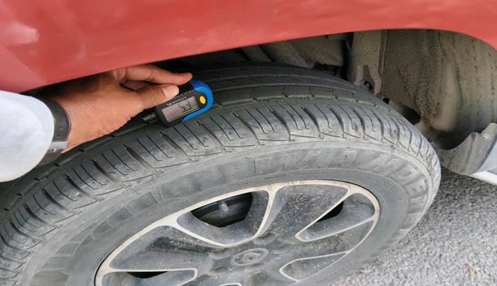 2019 Renault Duster RXS CVT, Petrol, Automatic, 84,796 km, tyre