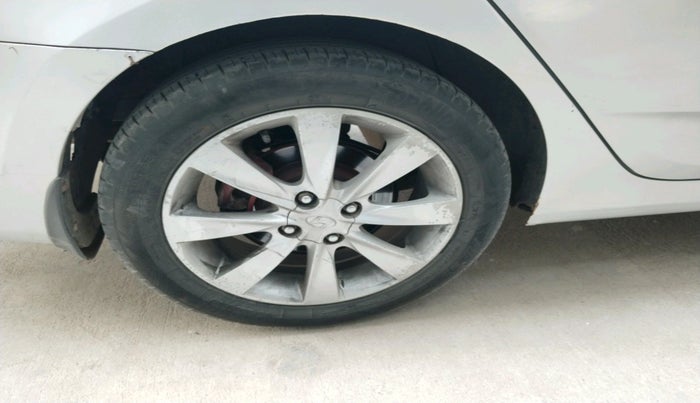 2012 Hyundai Verna FLUIDIC 1.6 VTVT SX, Petrol, Manual, 48,188 km, tyre