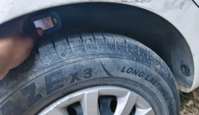 2011 Hyundai i20 MAGNA (O) 1.2, Petrol, Manual, 82,995 km, tyre