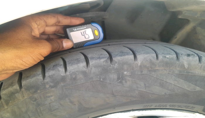 2016 Ford Ecosport TITANIUM 1.5L DIESEL, Diesel, Manual, 2,44,561 km, tyre