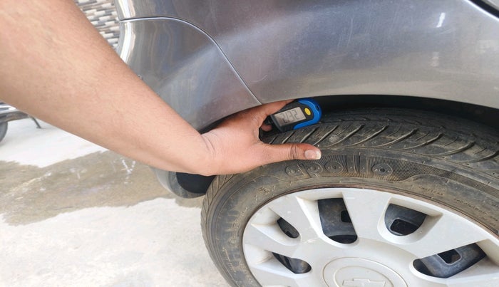 2011 Chevrolet Spark LT 1.0, Petrol, Manual, 91,739 km, tyre