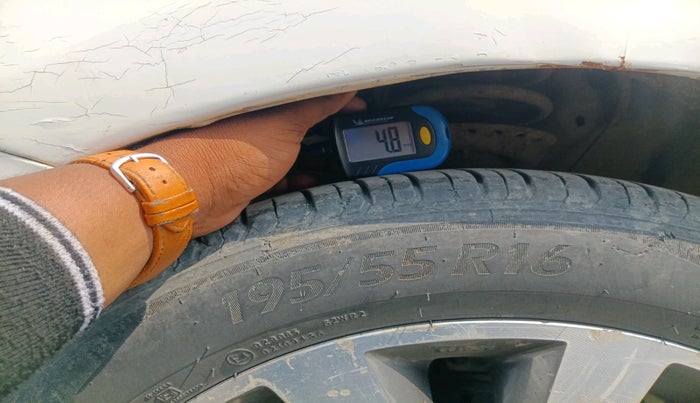 2016 Hyundai Verna 1.6 VTVT S, Petrol, Manual, 97,270 km, tyre