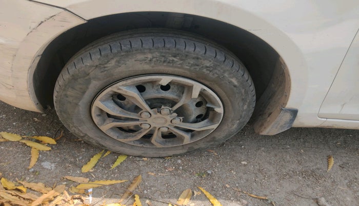 2016 Maruti Swift VDI ABS, Diesel, Manual, 1,47,732 km, tyre