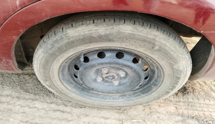 2013 Chevrolet Sail 1.2 LS ABS, Petrol, Manual, 50,589 km, tyre