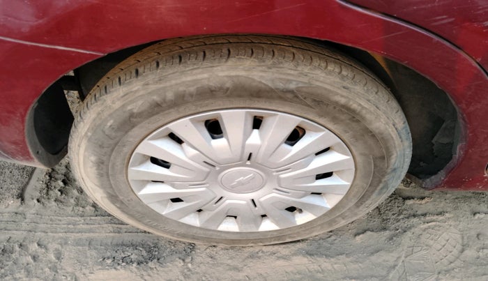 2013 Chevrolet Sail 1.2 LS ABS, Petrol, Manual, 50,589 km, tyre