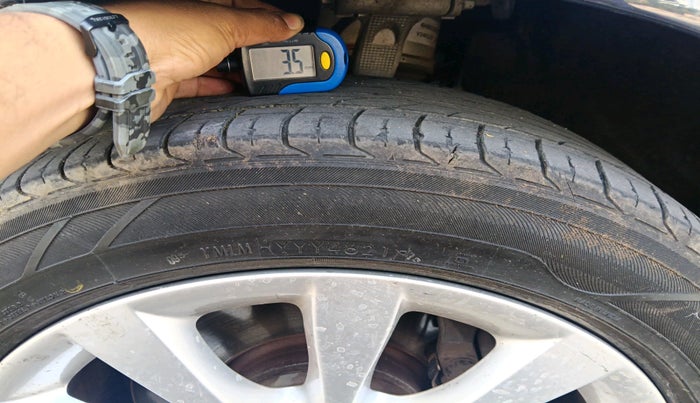 2015 Audi A6 35 TDI S LINE, Diesel, Automatic, 1,21,562 km, tyre