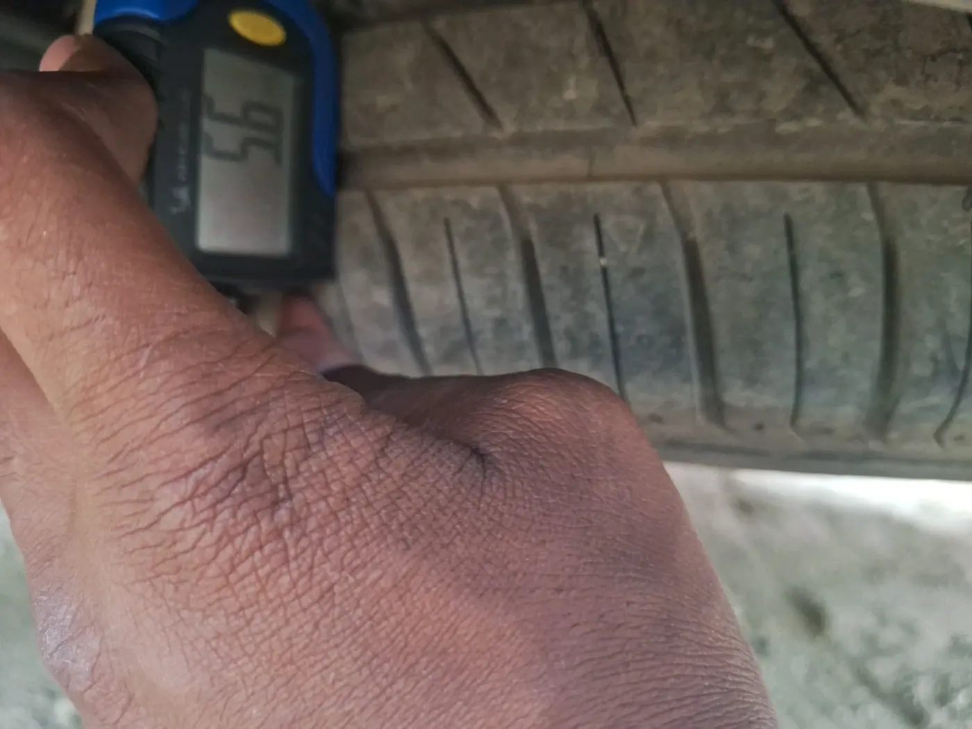 2023 Tata PUNCH PURE MT CNG, CNG, Manual, 90,136 km, tyre