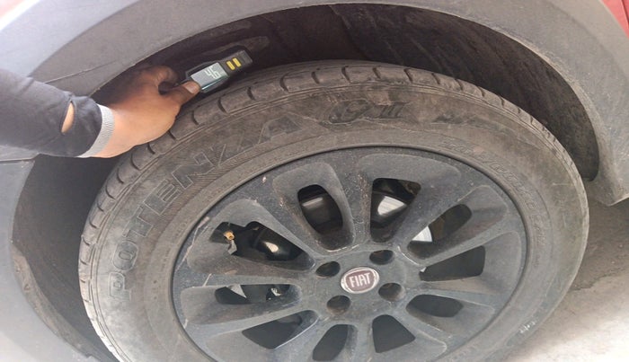 2016 Fiat Avventura EMOTION MULTIJET 1.3, Diesel, Manual, 75,603 km, tyre