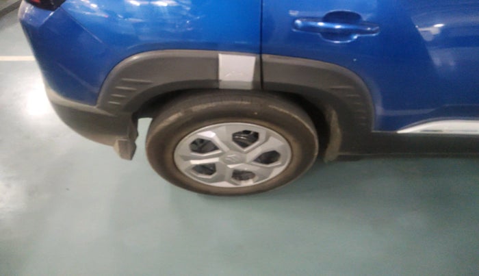 2024 Maruti BREZZA VXI, Petrol, Manual, 37,003 km, tyre